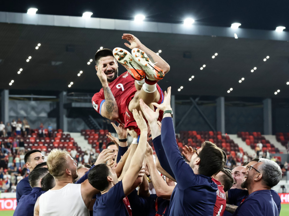 Aleksandar Mitrović je het-trikom vodio Srbiju do pobede
