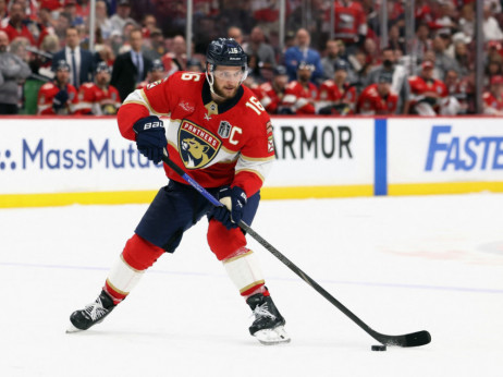 NHL uručio nagrade najboljima: Barkov najbolji napadač sa defanzivnim aspektima ...