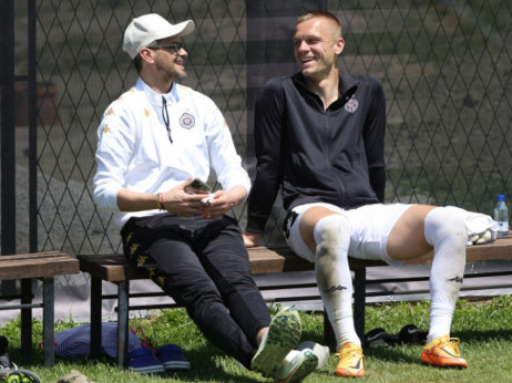 U Partizanu tvrde da su izmirili sve dospele obaveze i da nema straha od suspenzije! Danko Lazović razgovarao sa golmanom Jovanovićem