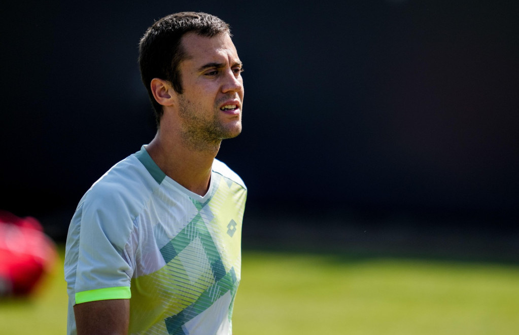 Laslo Đere je ispao u prvom kolu ATP turnira u Haleu