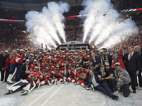Ludnica u finalu NHL plej-ofa drugu godinu za redom!