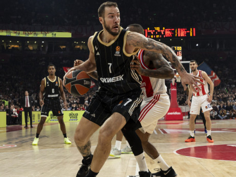 Žofri Lovernj zvanično napustio Asvel