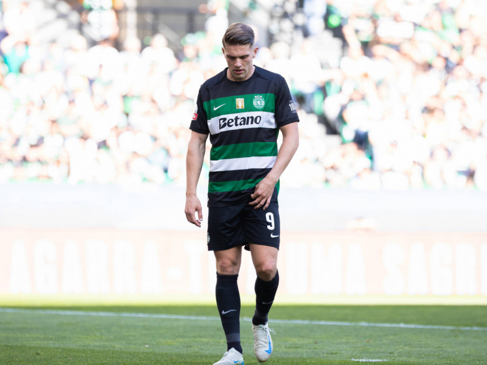 Viktor Đokereš, fudbaler Sportinga