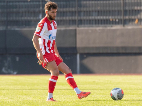Tiknizjanov lob na debiju: Zvezda ubedljiva protiv Sutjeske