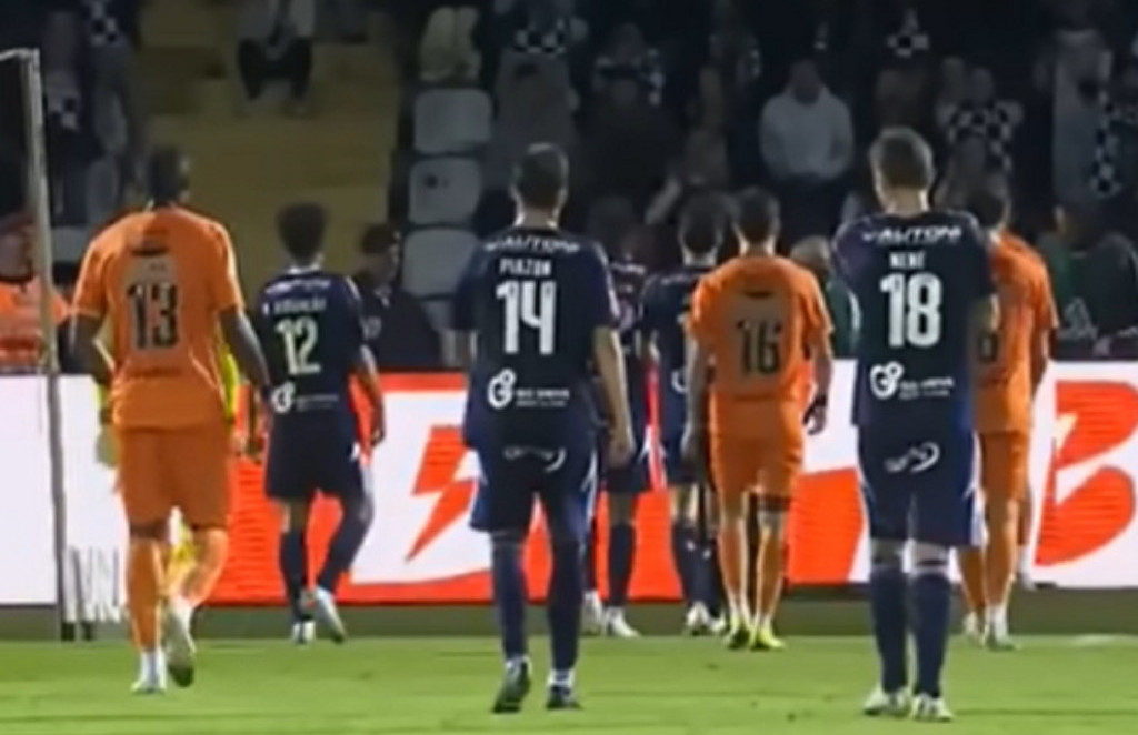 Igrači Boaviste postaju amateri