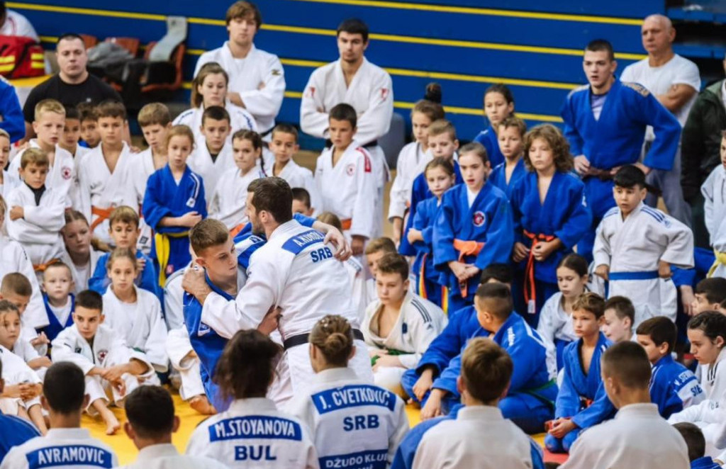 Aleksandar Kukolj i polaznici njegovog Master klasa