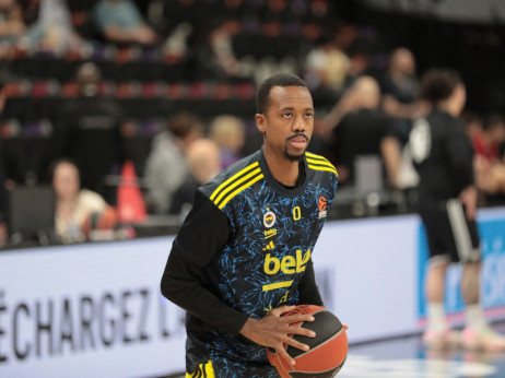 Došao, osvojio Evroligu i krenuo dalje: Erik Mekolum napustio Fenerbahče