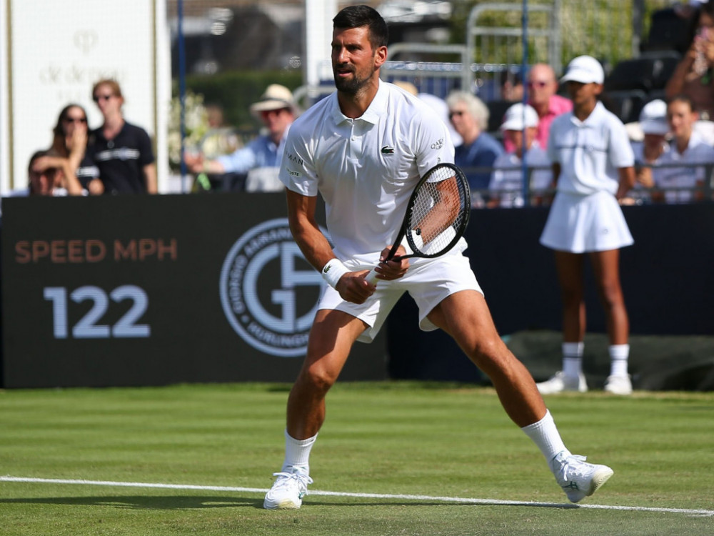 Novak Đoković sprema se za travnatu podlogu