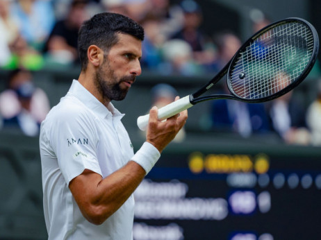 Novak Đoković igra za četvrtfinale Vimbldona i 101. pobedu na najpoznatijoj travi na svetu