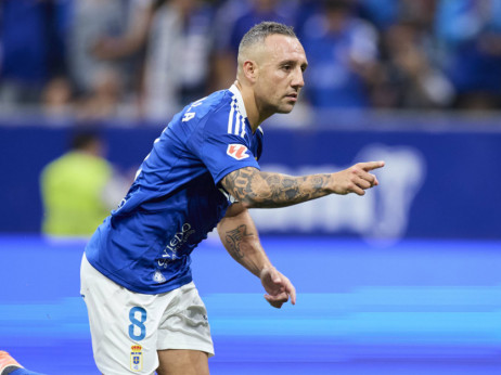 Odani "vojnik" Santi Kazorla ne okreće leđa komandantu Veljku Paunoviću