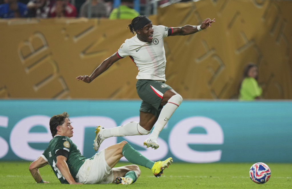 Noni Madueke čeka transfer