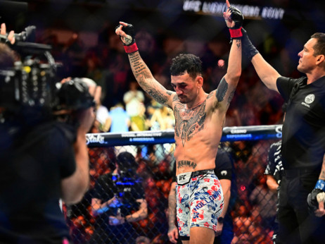 Holovej raspoložen za revanš sa Topurijom: Bivši UFC šampion juri titulu u lakoj kategoriji