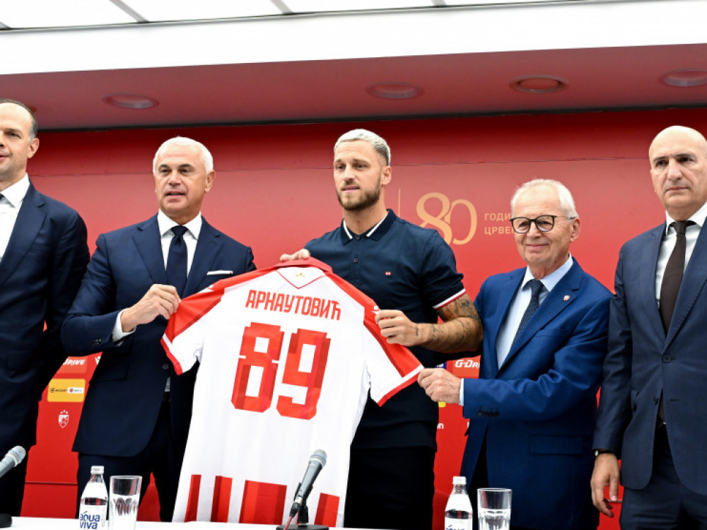 Novi fudbaler Crvene zvezde Marko Arnautović