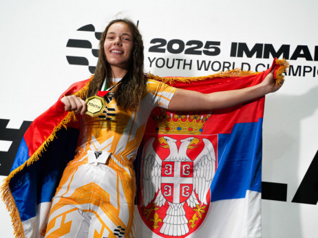Novo zlato za Srbiju: Vasilija Borovićanin je nova svetska MMA šampionka!