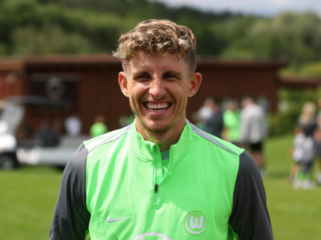 Danski fudbaler Jesper Lindstrem prešao iz Napolija u Volfsburg