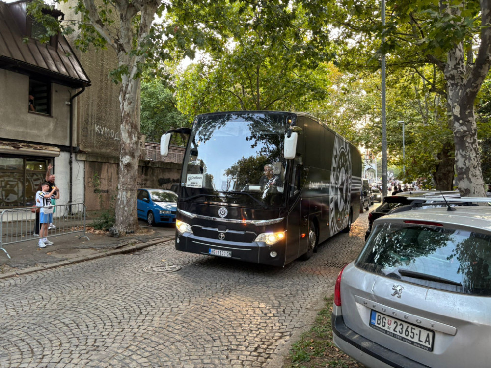 Autobus FK Partizan