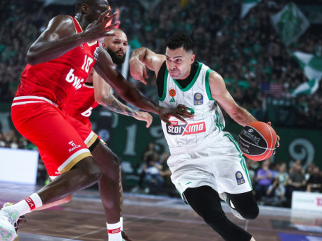 Slatka osveta Olimpijakosu i poziv koji je Slukas odbio, pa zato i danas sluša pridike supruge