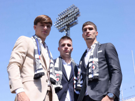 Partizan "zecementirao" svoju talentovanu decu: Novi ugovori za standardni dvojac i još jednu fudbalsku nadu