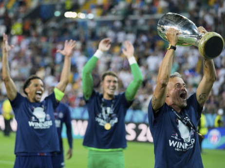 Luis Enrike posle osvajanja Superkupa: Totenhem zaslužio pobedu, fudbal je nekad nepravedan
