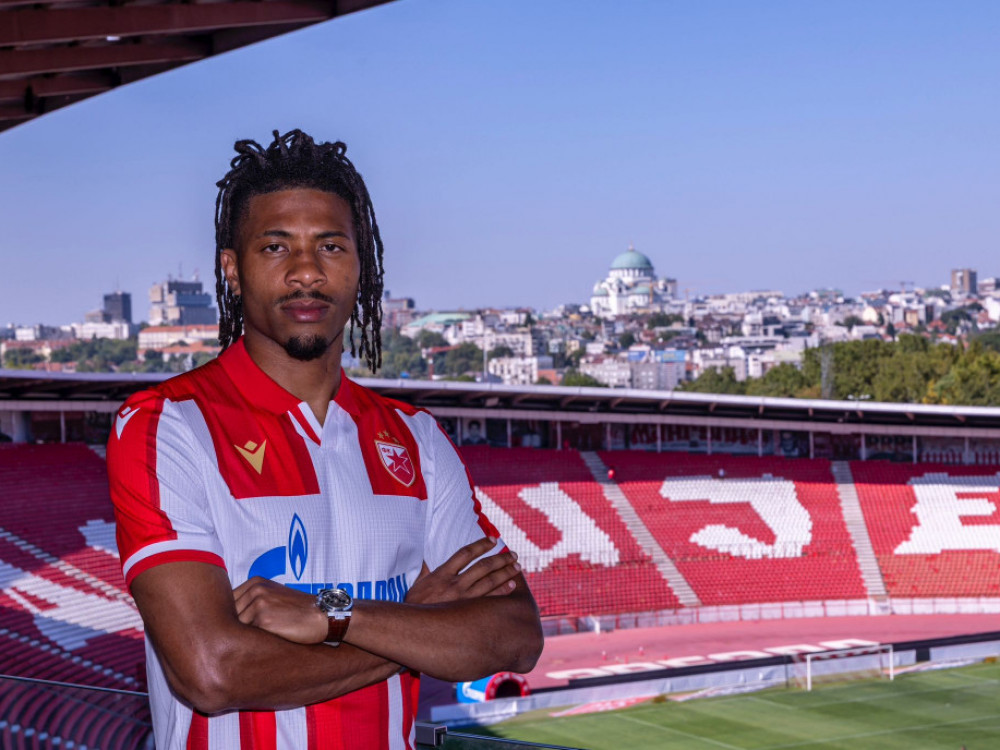 Frenklin Tebo, nigerijski fudbaler, ozvaničio saradnju sa Crvenom zvezdom
