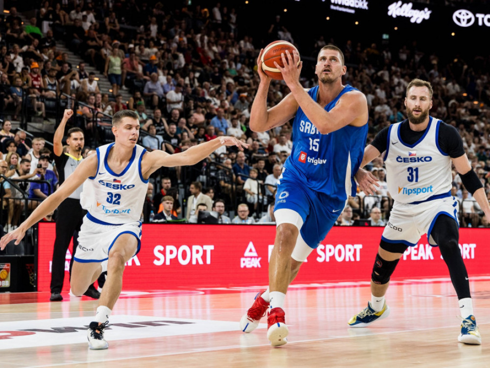 Nikola Jokić, košarkaš Srbije, na meču sa Ćeškom