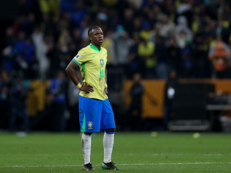 "Nevoljo, dobro došla ako si sama" ne važi za Vinisijusa: Višak u Realu, višek u Brazilu