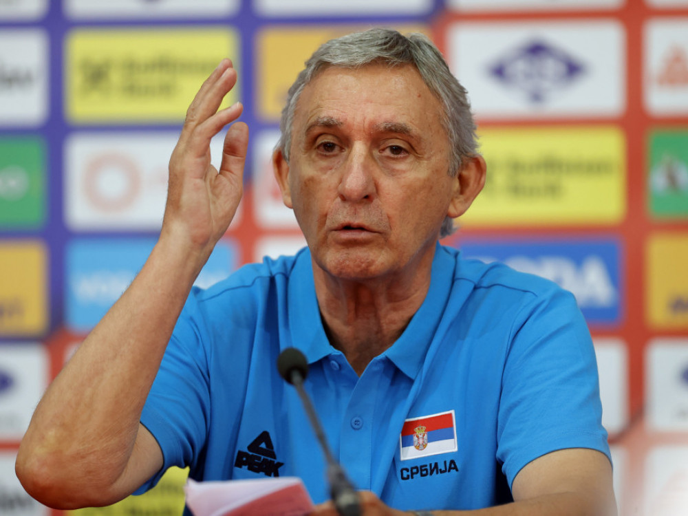 Svetislav pešić, košarkaški selektor Srbije