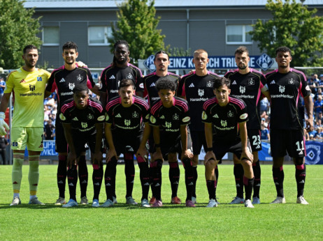 Hamburgov prvi povratnički ples u Bundesligi: Večiti rival dao smernice