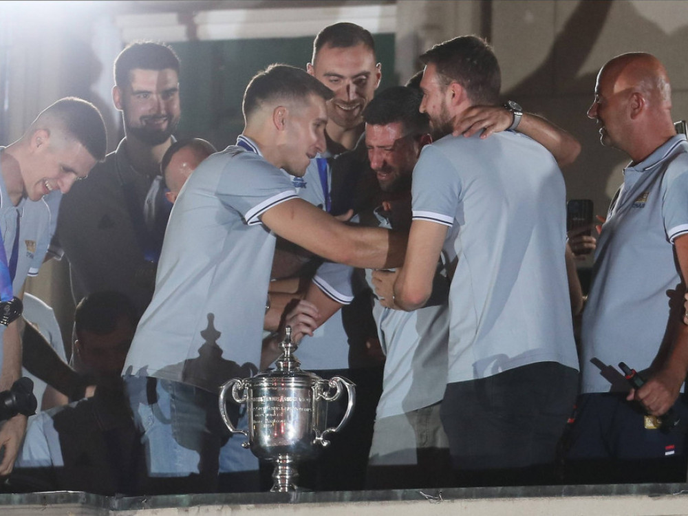 Novak Đoković s košarkašima Srbije, na dočeku u Beogradu, posle Olimpijskih igara 2024