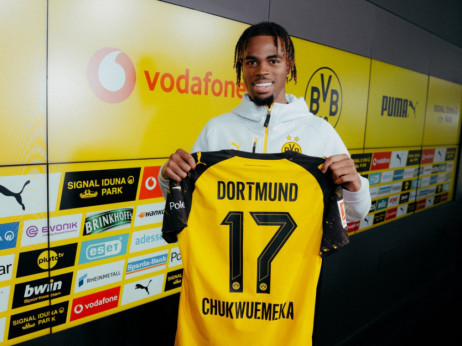 Dortmund nastavlja uspešna poslovanja sa Čelsijem: Čukvuemeka "milioner" do 2030.