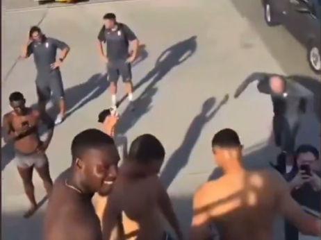 Drama fudbalera Monaka pred let u Belgiju, šetali bez odeće po pisti i još nisu otputovali na meč LŠ