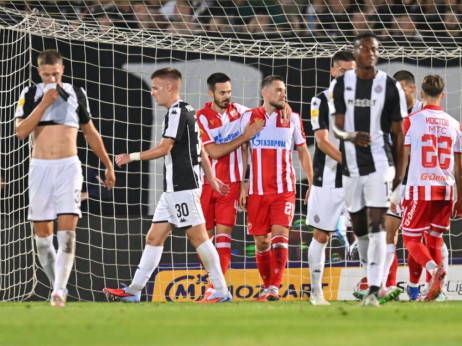 (VIDEO) Crvena zvezda VODI na "večitom derbiju": Elšnik se najbolje snašao pred golom Partizana