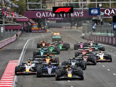 (VIDEO) Formula 1: Dobar start za Ferestapena, Pjasti ispao iz trke